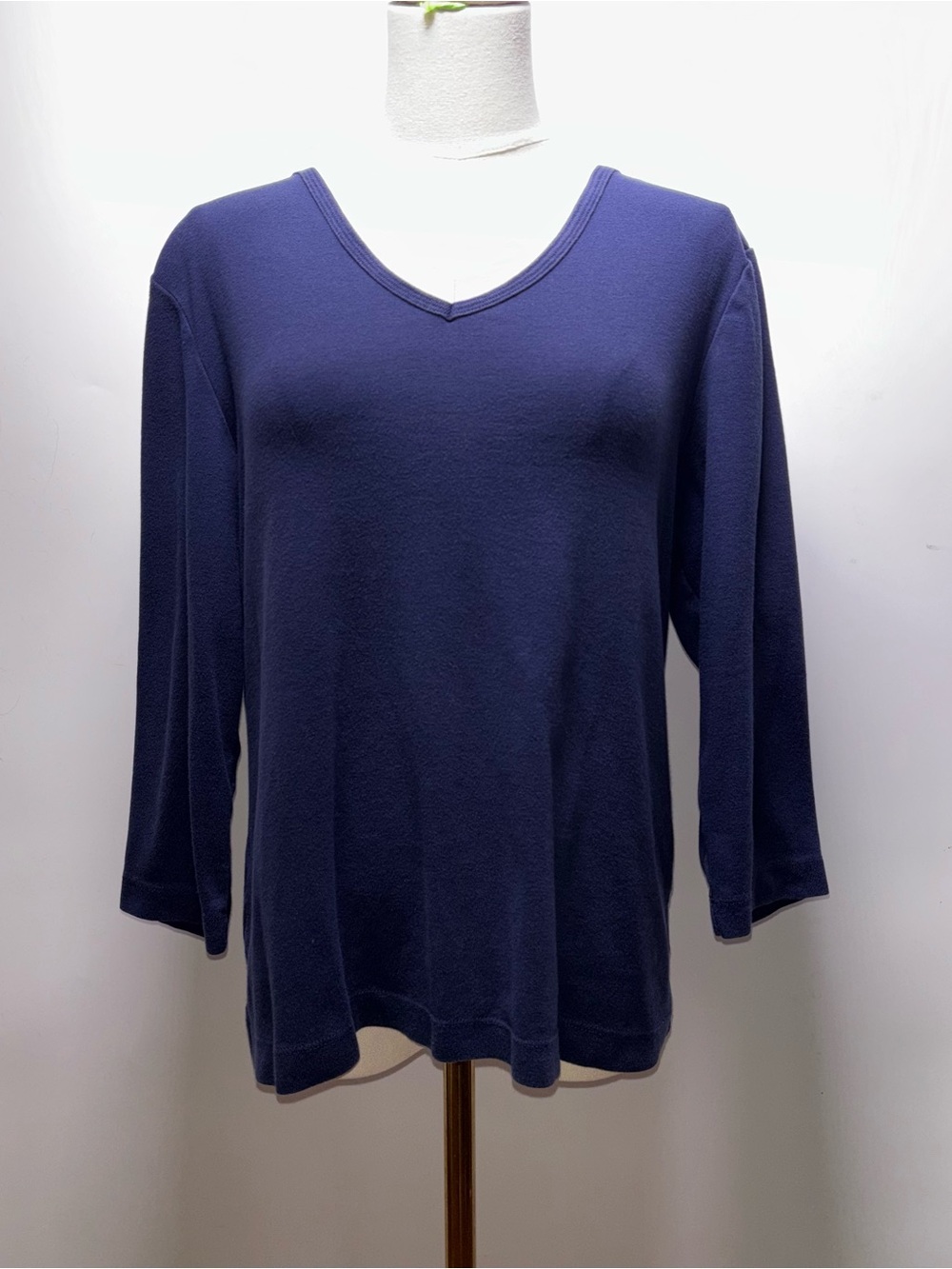 Additions by Chico's Navy V-Neck Long Sleeve Top Size 2 (L)